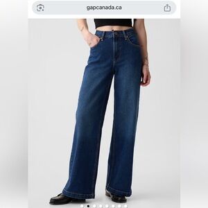 GAP High Rise Stride